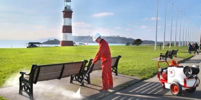 How to Use a Pressure Washer Safely and Efficiently Featured